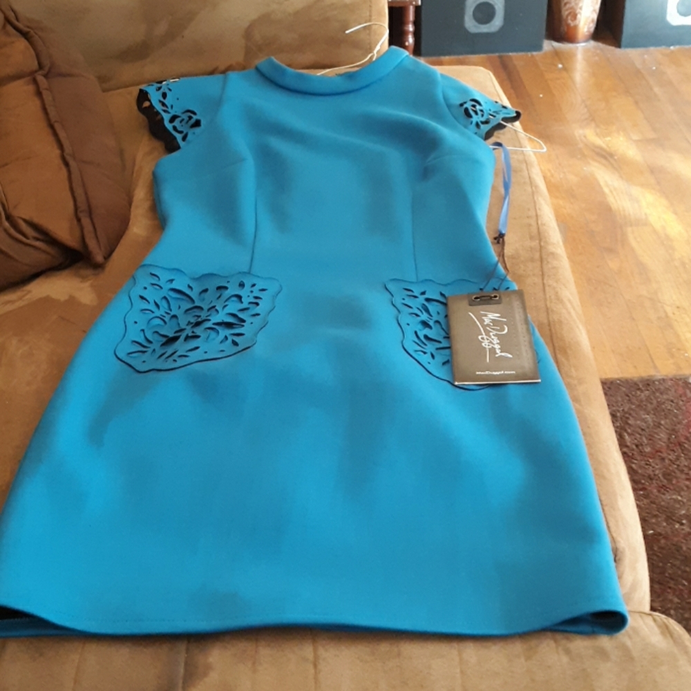 Ocean blue Mac Duggal dress size 4